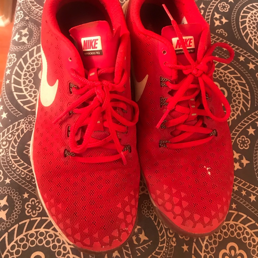 Zoom flywire training shoes